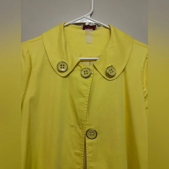 Yellow Spring Jacket - Picture 2 of 8